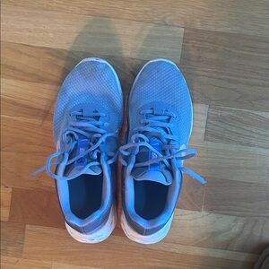 Nike Men's Light Blue Sneakers